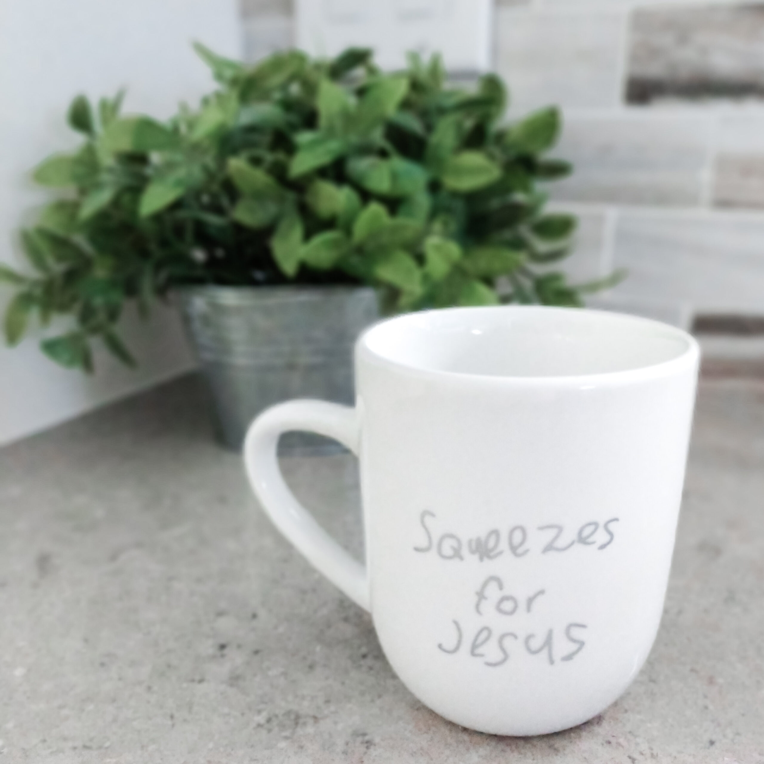 Mug Design with the phrase "Squeezes for Jesus"